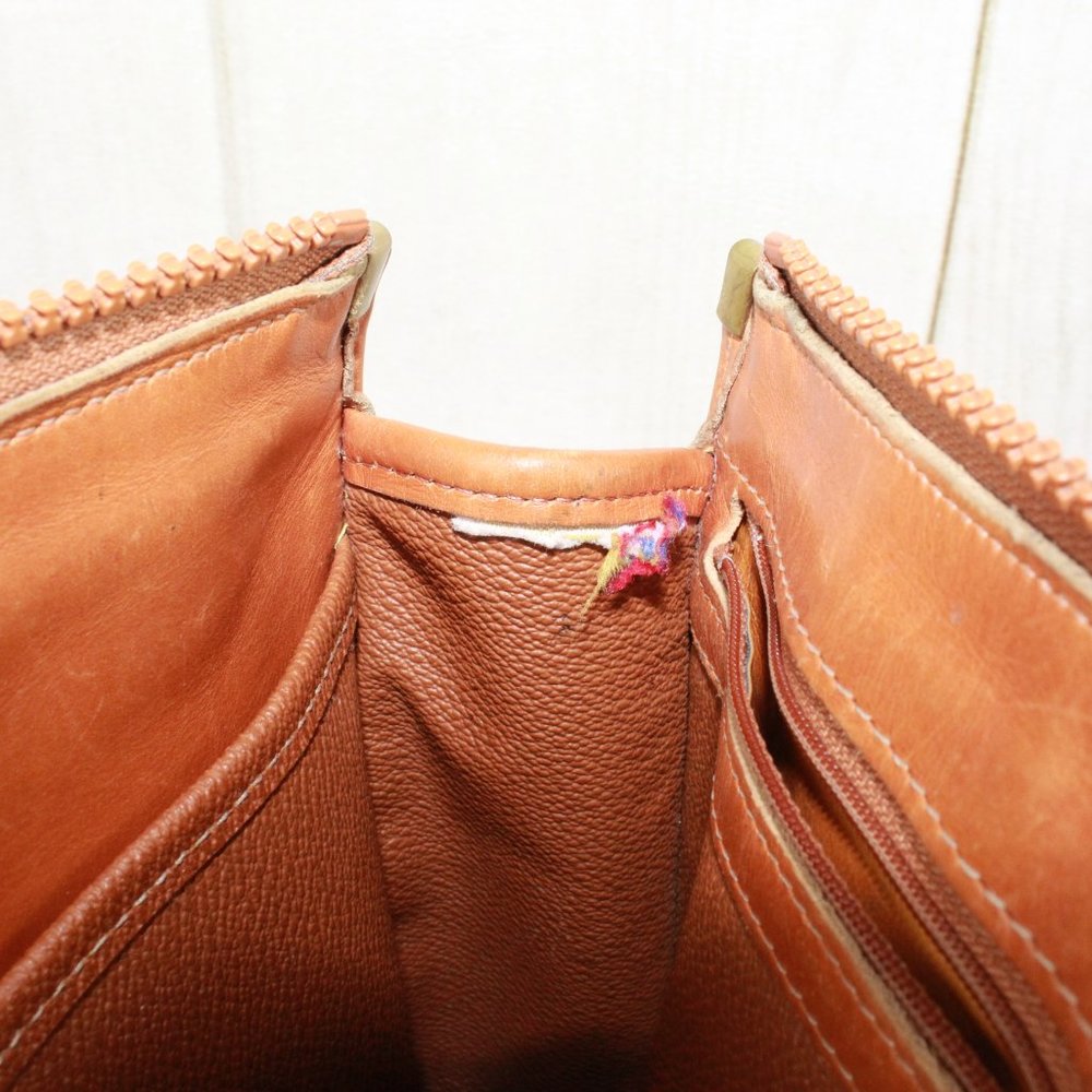 VTG Dooney & Bourke Shoulder Bag Crossbody - Picture 9 of 13